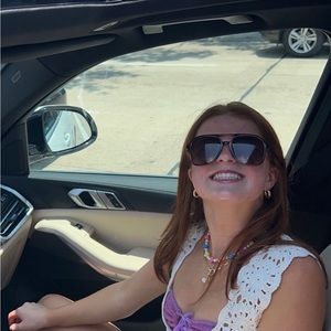 Meet your Posher, Nancy claire